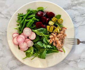 Formula to Build a Restaurant Style Salad that Sticks